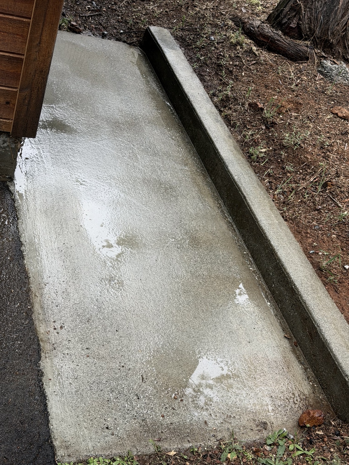 Concrete & Pressure Washing project photo 24
